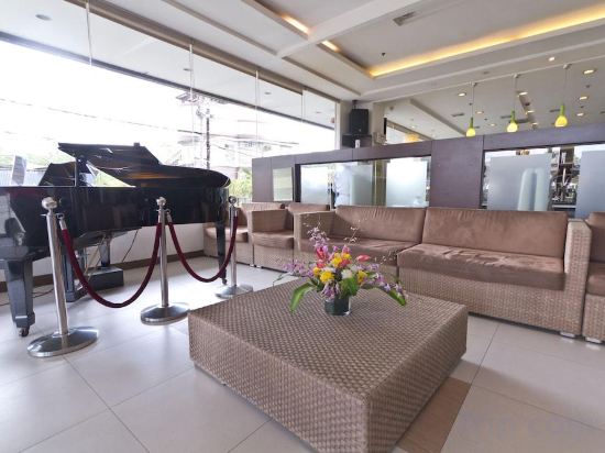 Фото Alpa City Suites