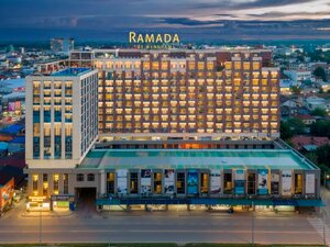 Гостиница Ramada by Wyndham Vientiane Central