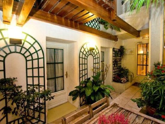 Фото отеля 4