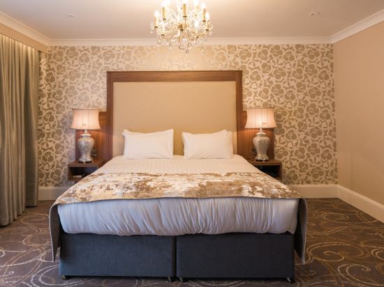 Фото Dunadry Hotel and Gardens