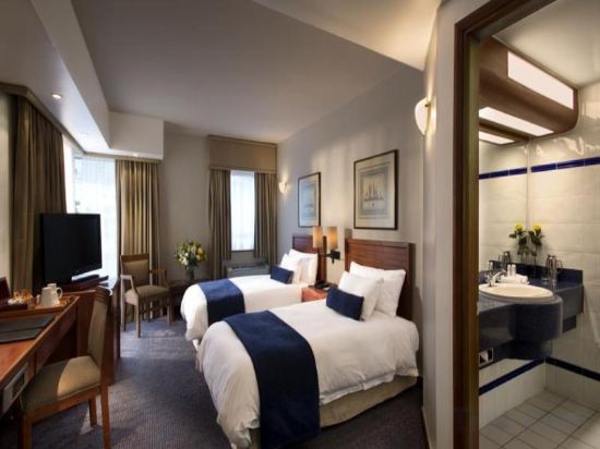 Фото The Portswood Hotel