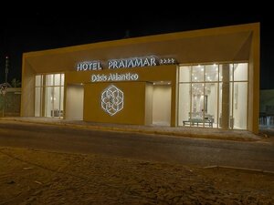 Гостиница Hotel Oásis Atlântico Praiamar