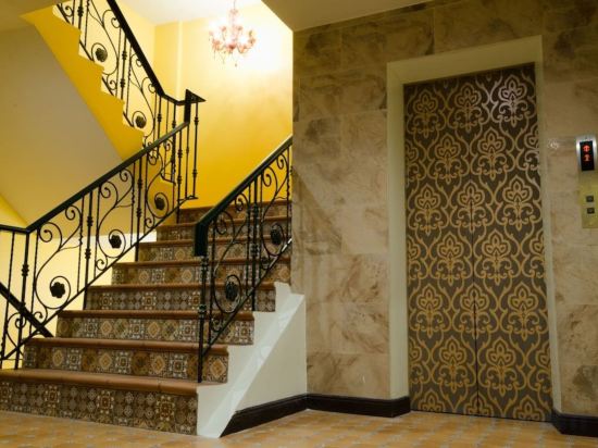 Фото Khaosan Palace Hotel