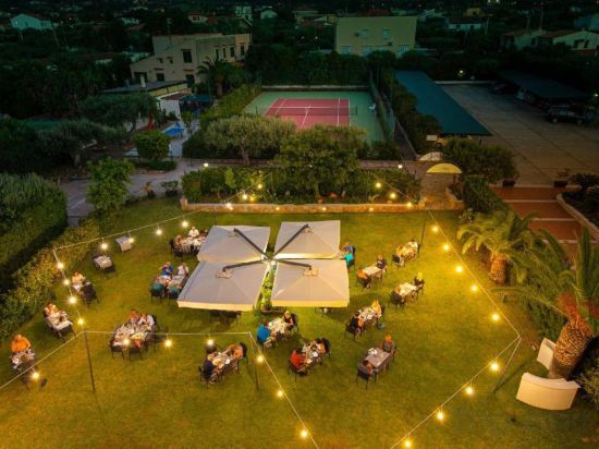 Фото Hotel Baia Del Capitano