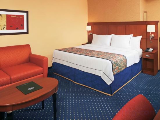 Фото Courtyard by Marriott Miami Dadeland