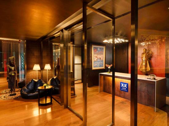 Фото Maduzi Hotel Bangkok