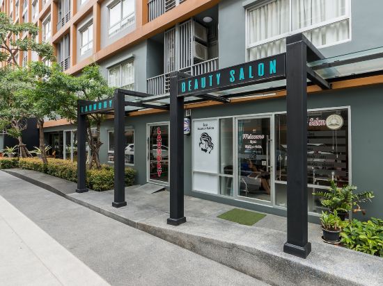 Фото The Grass Serviced Suites