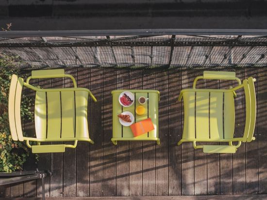 Фото Hôtel Le Petit Paris