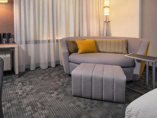 Фото Courtyard by Marriott Toronto Markham