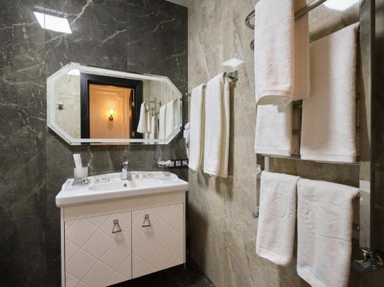 Фото East Star Hotel