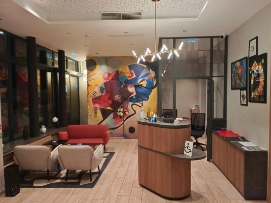 Фото Avia Saphir Montparnasse