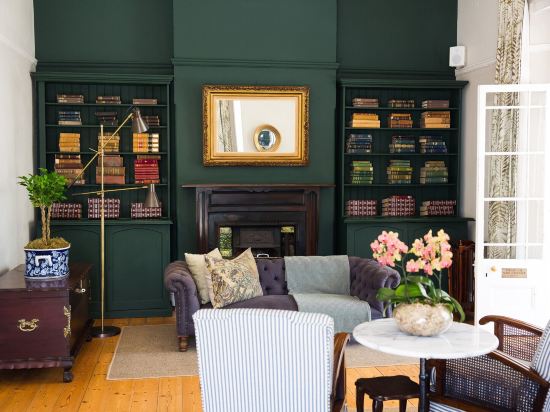 Фото River Manor Boutique Hotel