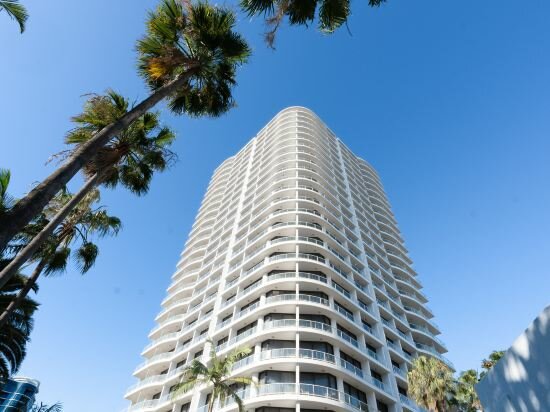 Фото Crowne Plaza Surfers Paradise