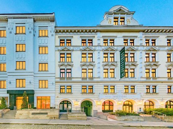 Фото Hotel Josefshof am Rathaus