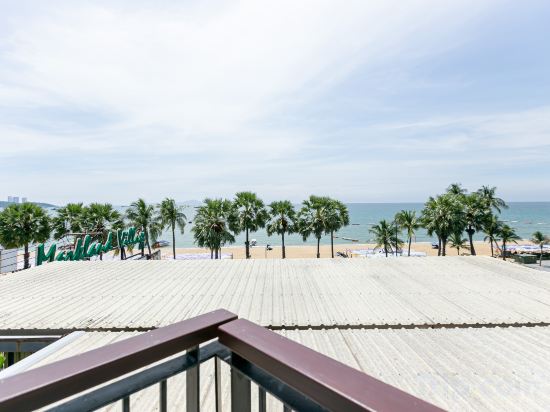 Фото The Bedrooms Hostel Pattaya