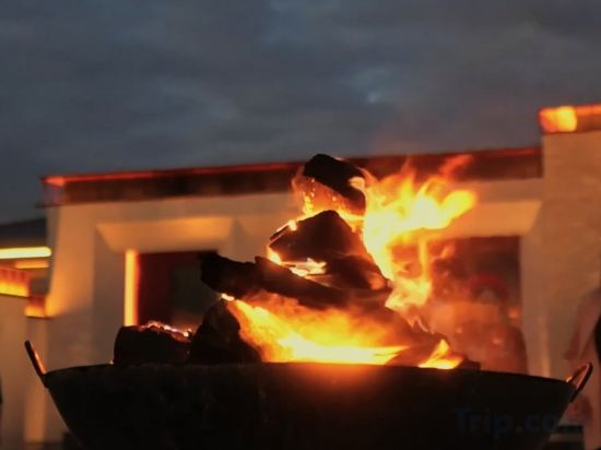 Фото Hotel Indigo Diqing Moonlight City, an Ihg Hotel