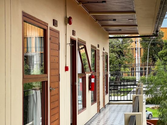 Фото Tachang Airport Hotel