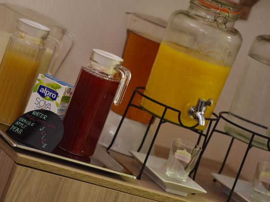 Фото Hotel Suite Home Prague