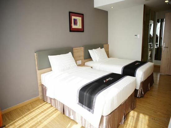 Фото Avanti Hotel