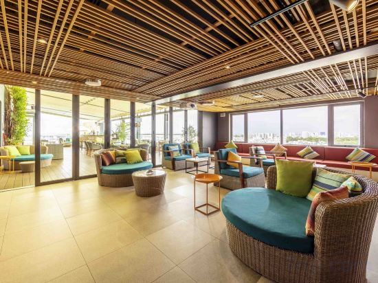 Фото Ibis Saigon Airport