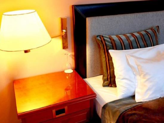 Фото Days Inn by Wyndham Warrensburg