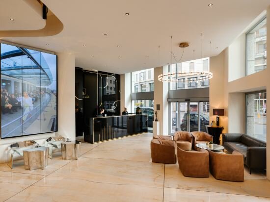 Фото Hotel The Square Milano Duomo