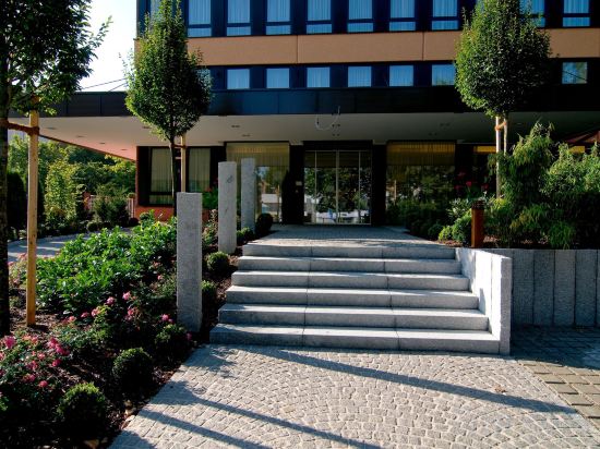 Фото отеля 3