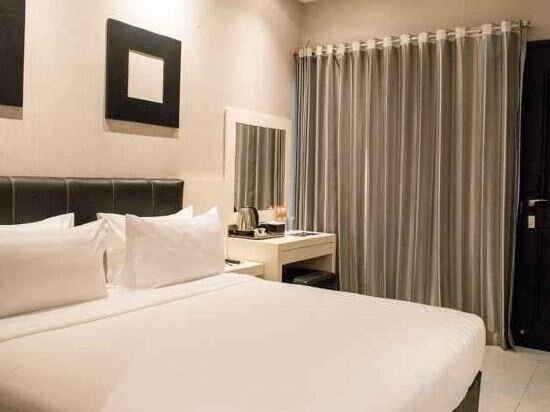 Hotel Luminor Hotel Jember by Wh, Jember, photo