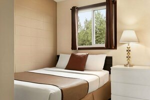 Гостиница Thriftlodge Edmonton