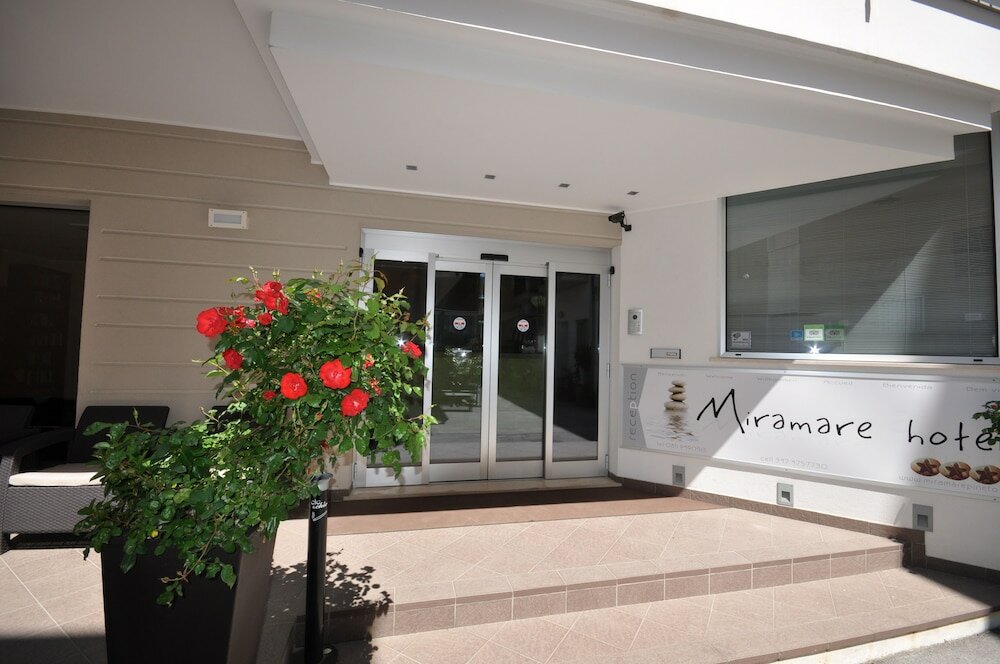 Фото Hotel Miramare
