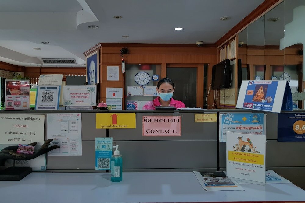 Фото PoonSook Resident Hotel