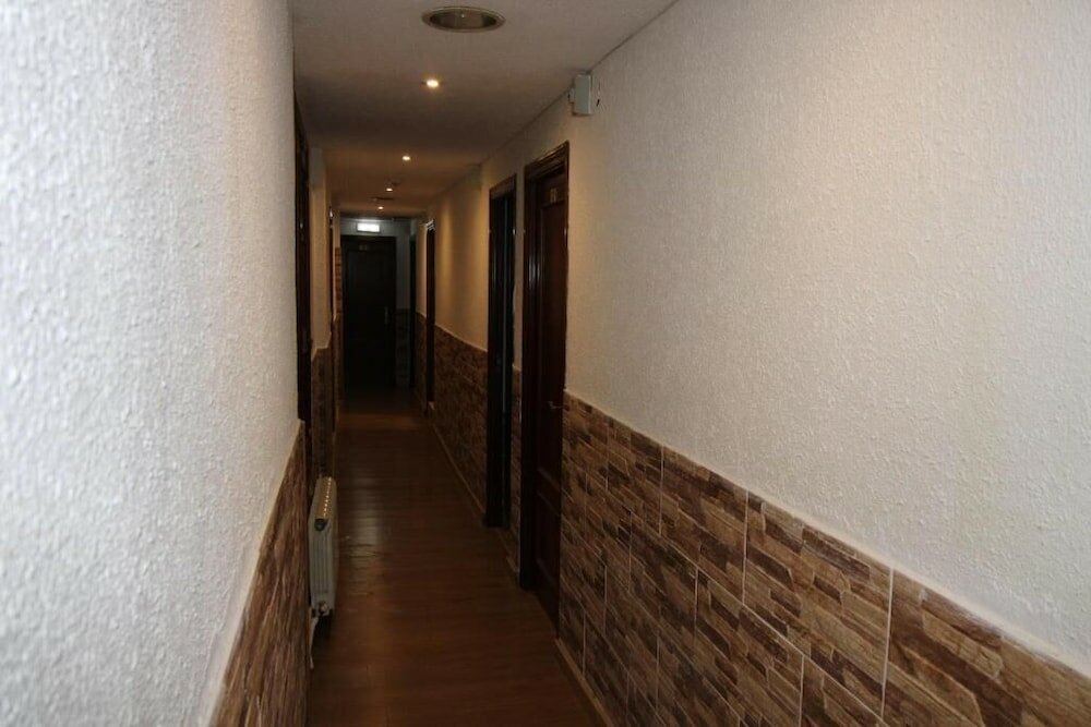 Фото Hostal Verdemar