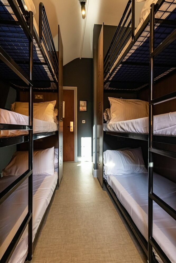 Фото PubLove The Steam Engine Hostel