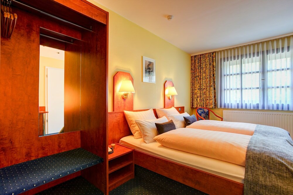 Фото Hotel Elbinsel