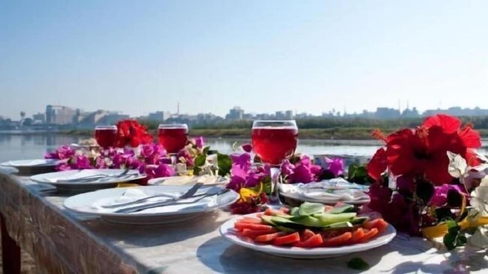 Фото Al Baeirat Hotel