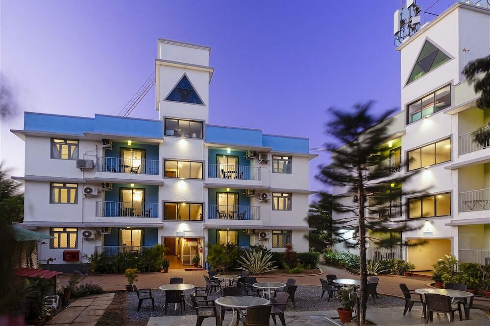 Фото отеля 1