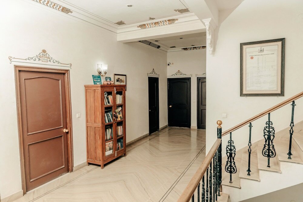 Фото Hotel Boheda Palace