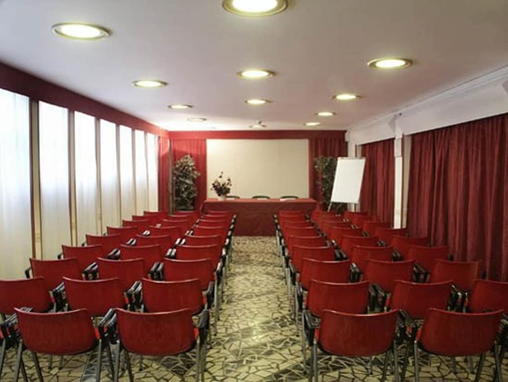 Фото Hotel Terminus & Plaza