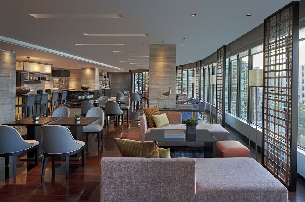 Фото New World Makati Hotel