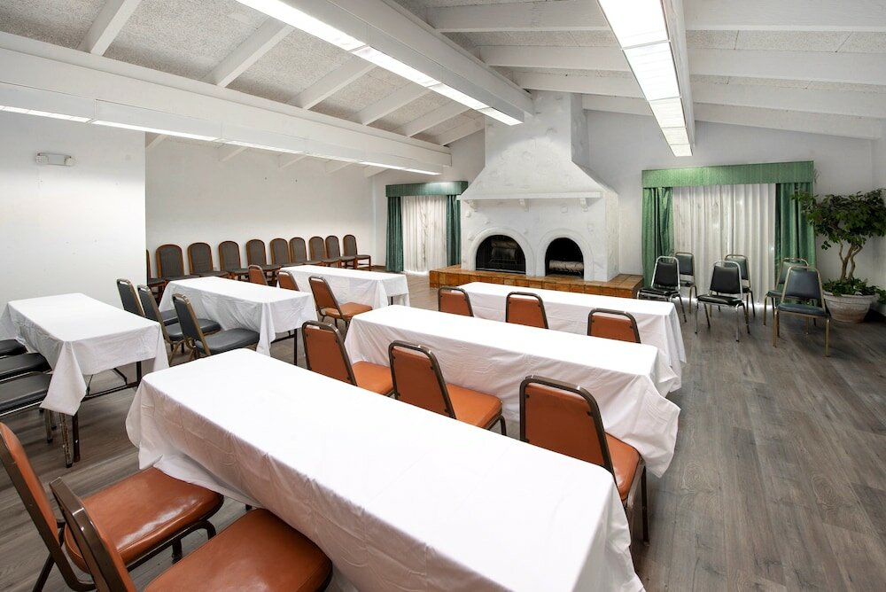 Фото Red Roof Inn Tampa Bay - St. Petersburg