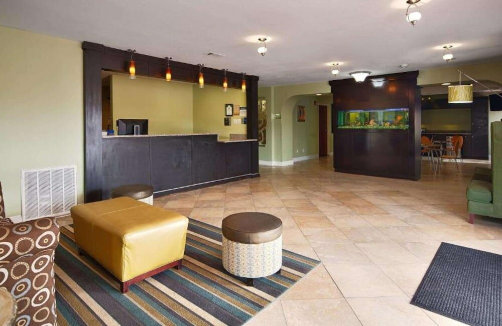 Фото Best Western Zachary Inn