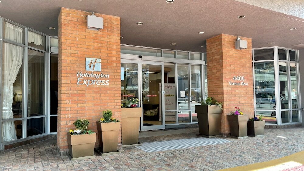 Фото Holiday Inn Express Vancouver-Metrotown