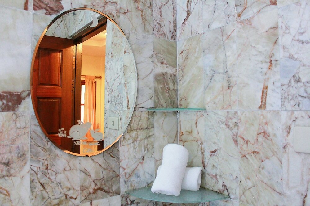 Фото Bangtao Village Resort