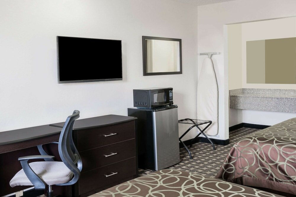 Фото Knights Inn Slaton