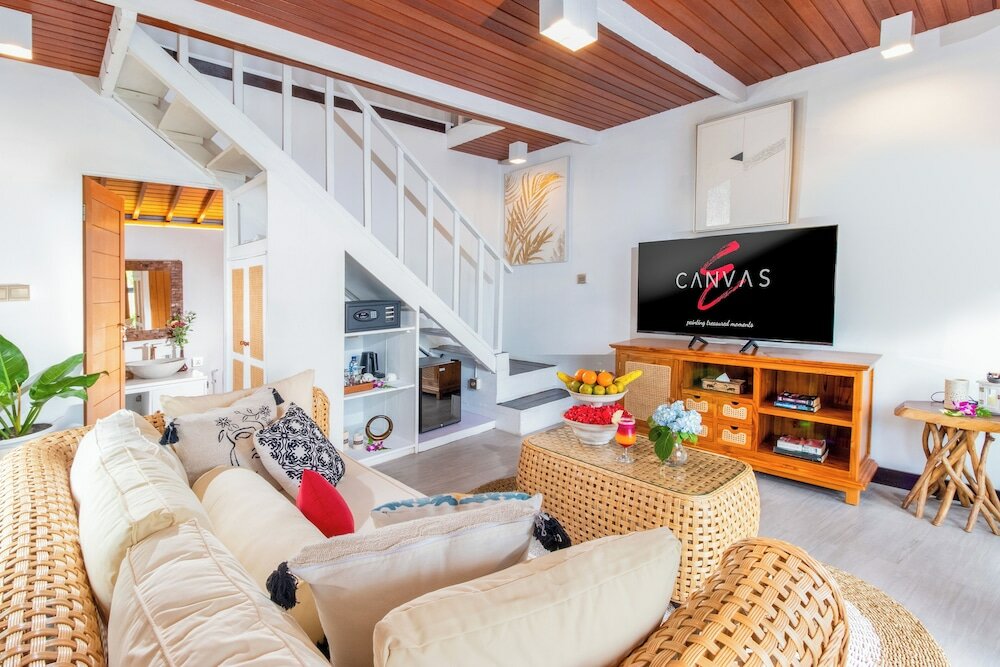 Фото Canvas Escape Resort