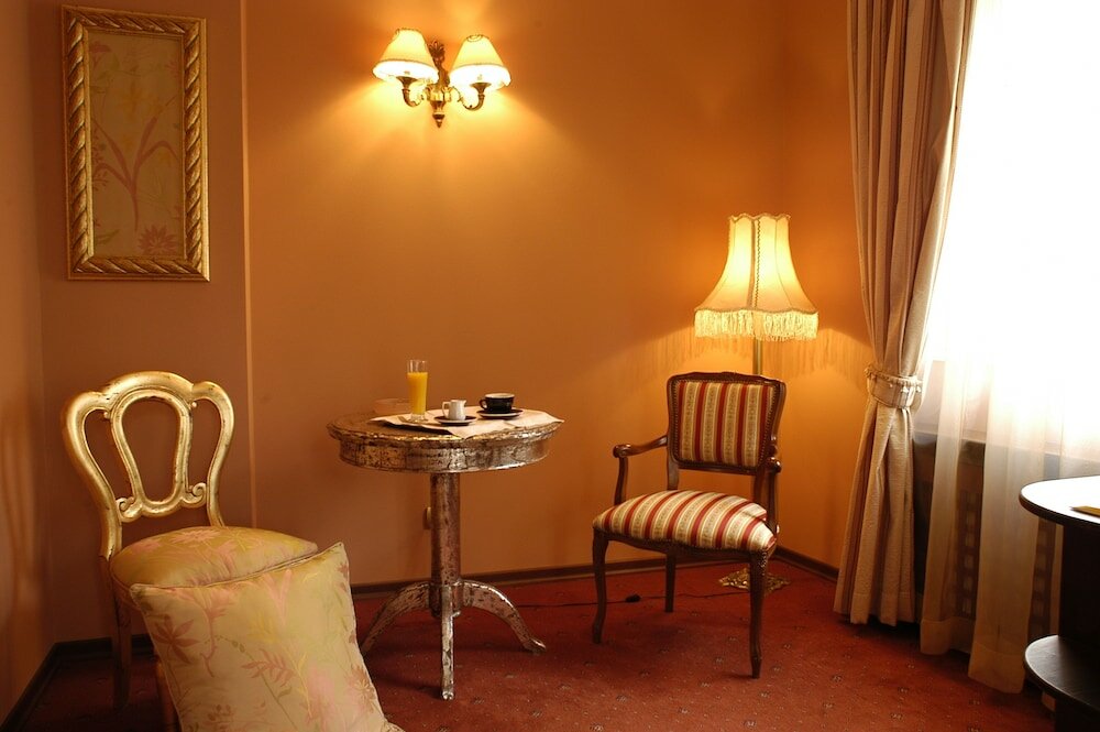 Фото Meg Lozenetz Hotel