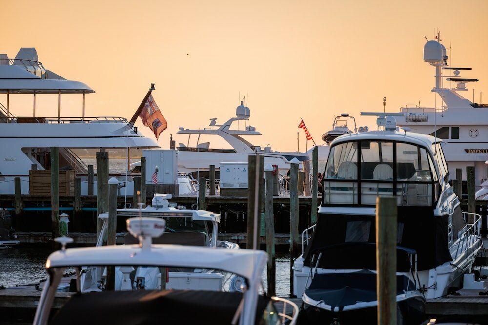 Фото Danfords Hotel and Marina