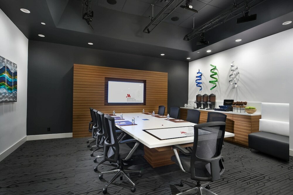 Фото Westfields Marriott Washington Dulles