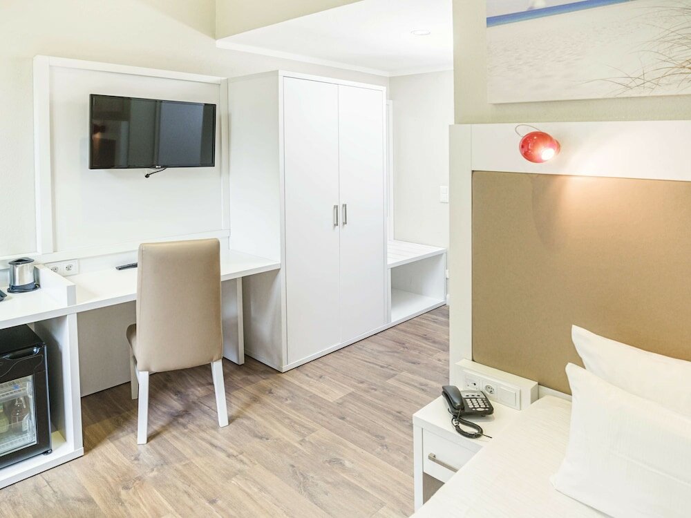 Фото Hotel Domicil Hamburg by Golden Tulip