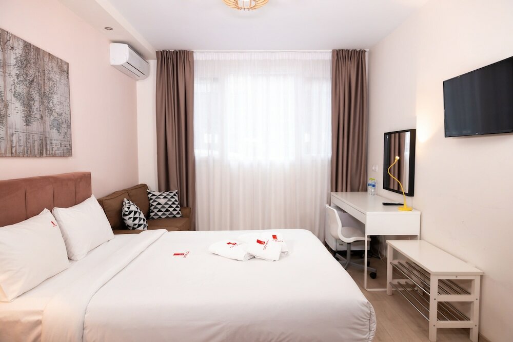 Фото City Plaza Apartments & Rooms